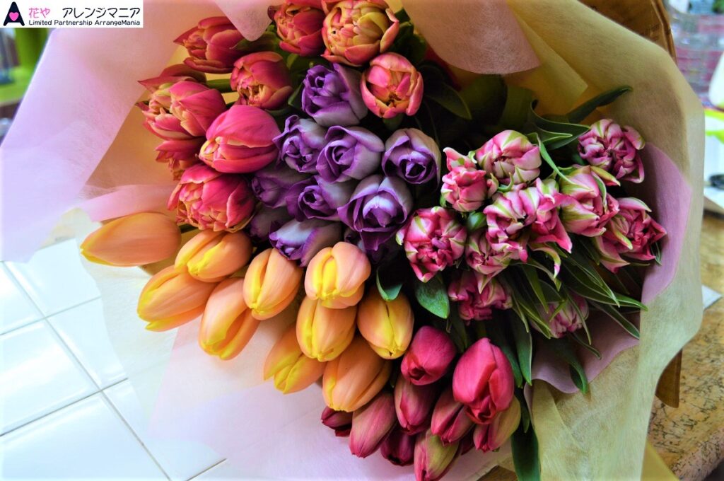 沖縄でプロポーズ用チューリップの花束│沖縄のオンライン花屋